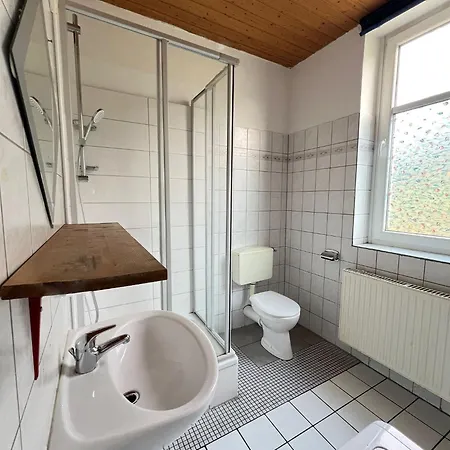 شقة Helles Apartmenthaus Fuer Handwerker Und Monteuere - Hm *