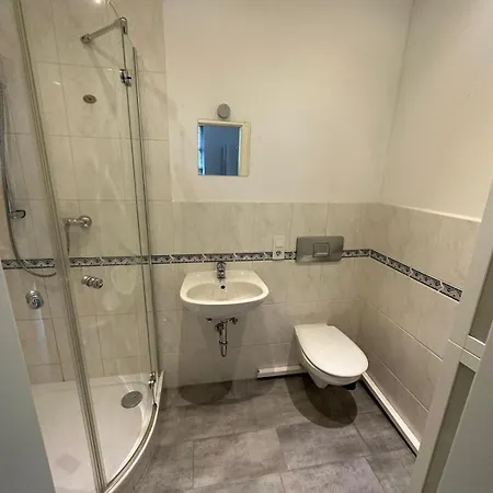 شقة Helles Apartmenthaus Fuer Handwerker Und Monteuere - Hm *