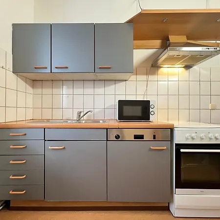 شقة Helles Apartmenthaus Fuer Handwerker Und Monteuere - Hm