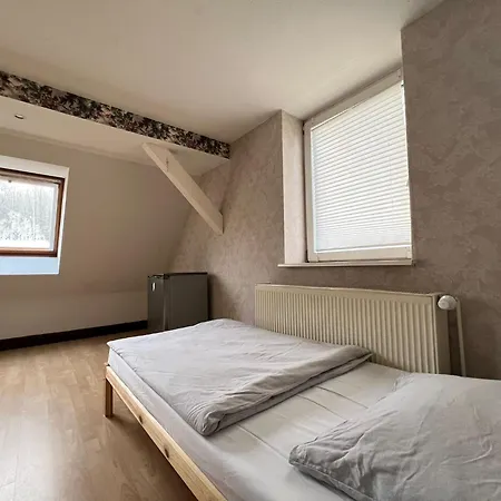 Helles Apartmenthaus Fuer Handwerker Und Monteuere - Hm شقة