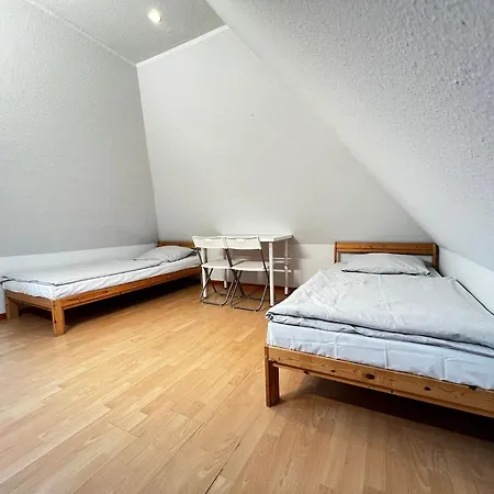 Helles Apartmenthaus Fuer Handwerker Und Monteuere - Hm