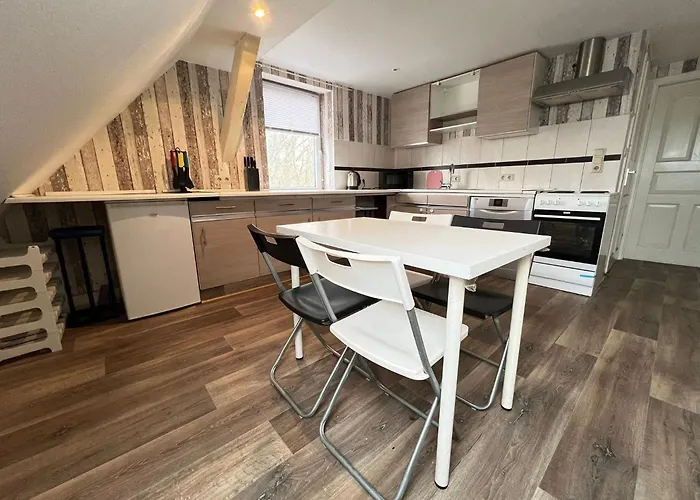 Helles Apartmenthaus Fuer Handwerker Und Monteuere - Hm
